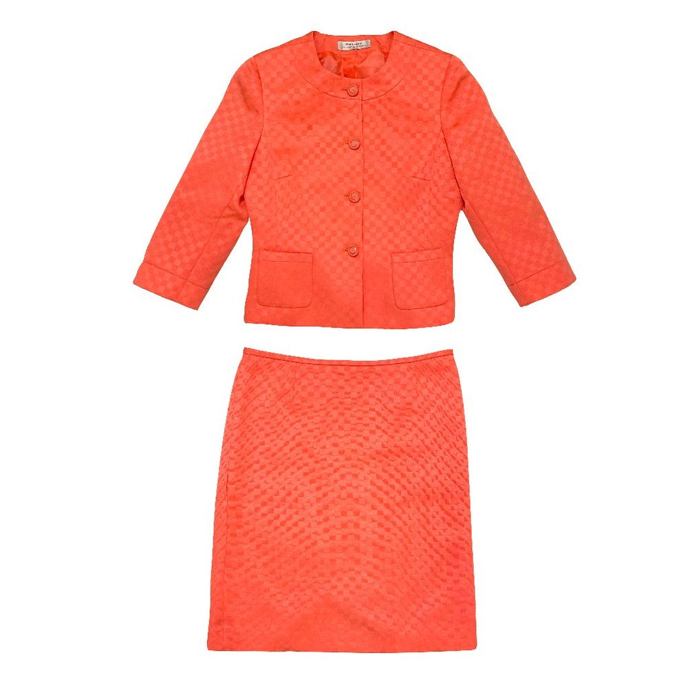Tahari Arthur S. Levine Coral Suit Jacket Blazer and Skirt set, size 10